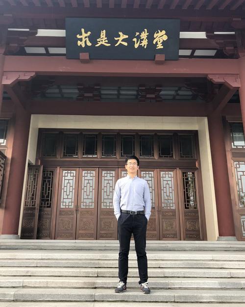 2. 校友介绍资料汇集
